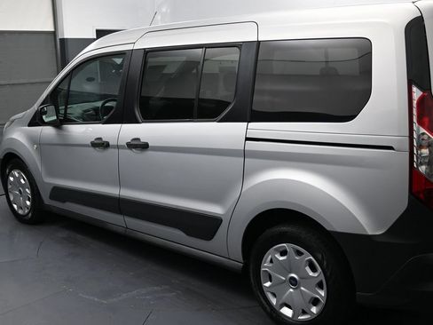Used 2018 Ford Transit Connect XL image 39