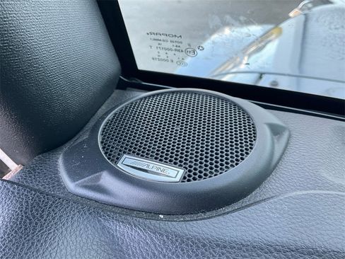 Used 2015 Jeep Wrangler Unlimited Sahara w/ Dual Top Group image 33