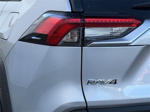 Used 2024 Toyota RAV4 XLE image 6