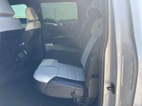 Used 2025 Ford F150 Lightning Platinum image 10