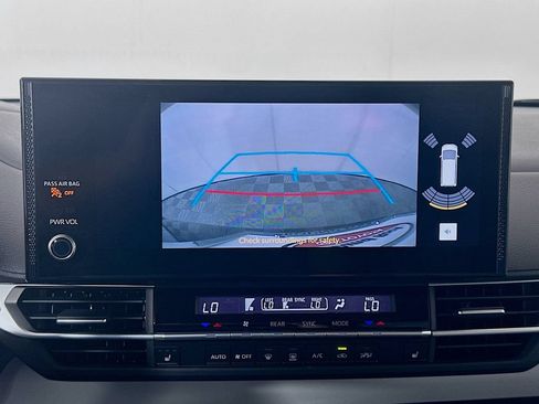 Certified 2026 Toyota Sienna XLE FWD image 14