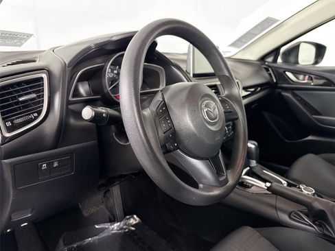 Used 2015 MAZDA MAZDA3 i Sport FWD image 4