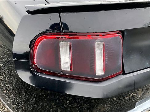 Used 2012 Ford Mustang Premium image 26