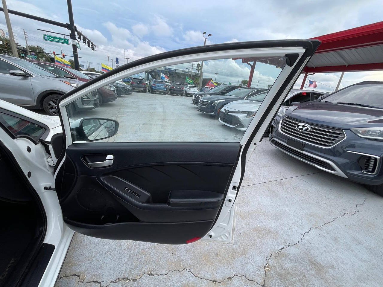 Used 2018 Kia Forte LX FWD image 16