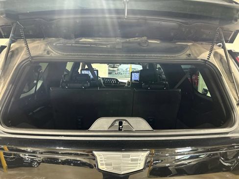 Used 2021 Cadillac Escalade ESV Sport Platinum AWD/4WD image 37