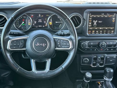 Used 2022 Jeep Wrangler Unlimited Sahara w/ Safety Group AWD/4WD image 18