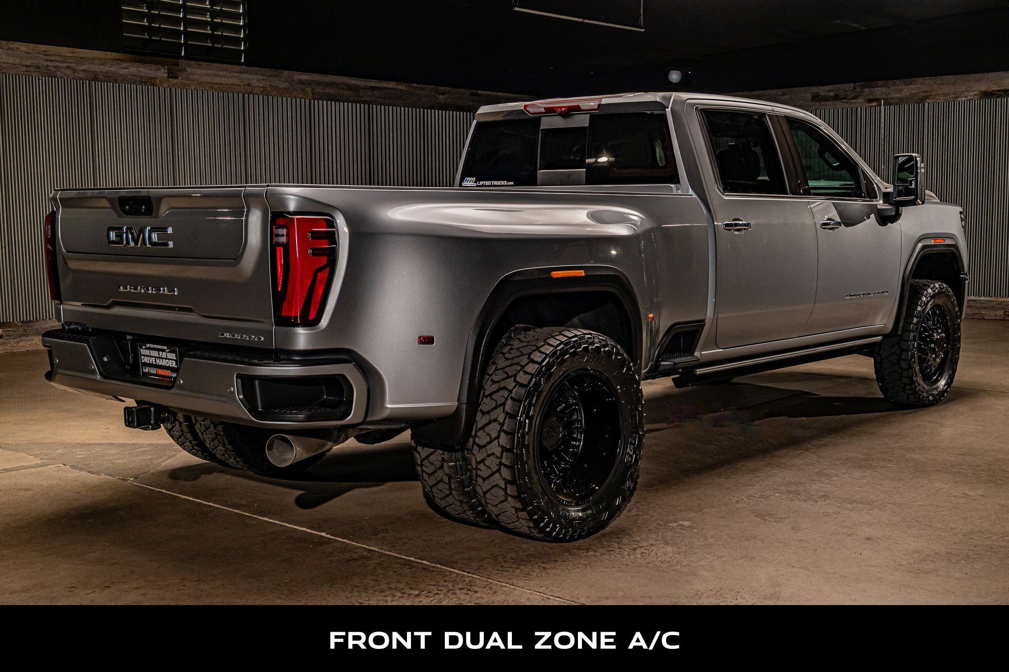 Used 2026 GMC Sierra 3500 Denali w/ Denali Reserve Package AWD/4WD image 10