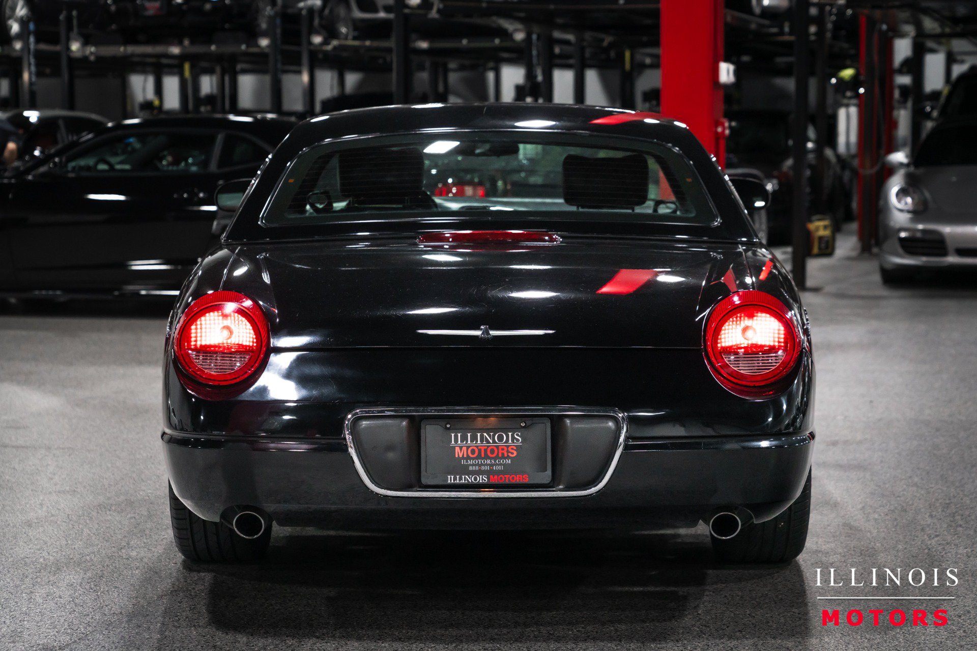 Used 2003 Ford Thunderbird RWD image 4