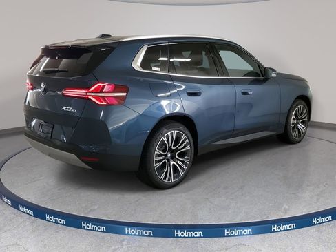 Used 2025 BMW X3 xDrive30i w/ Premium Package image 7
