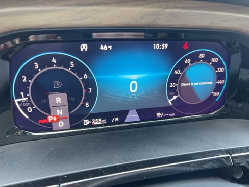 Used 2024 Volkswagen Atlas SE image 18