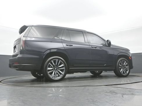 Used 2023 Cadillac Escalade Sport w/ Touring Package AWD/4WD image 34