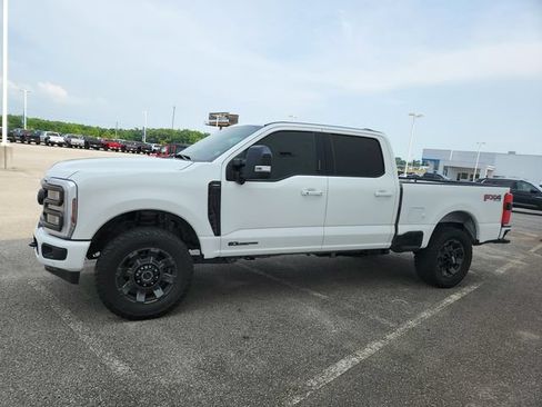 Used 2024 Ford F250 Lariat w/ Lariat Ultimate Package AWD/4WD image 4