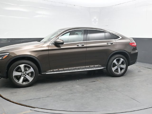 Used 2017 Mercedes-Benz GLC 300 4MATIC Coupe image 3