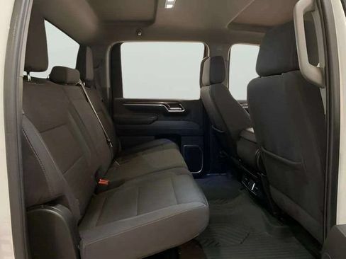 Used 2025 Chevrolet Silverado 2500 LT AWD/4WD image 61