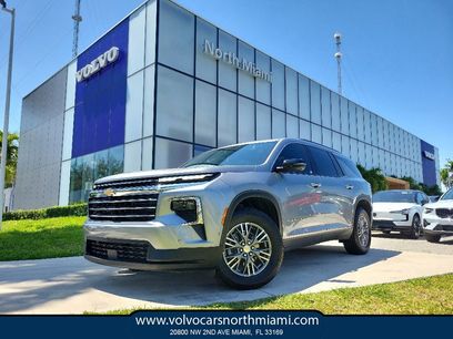 Used 2024 Chevrolet Traverse LT w/ Enhanced Driving Package
