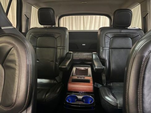 Used 2022 Lincoln Aviator Reserve w/ Equipment Group 201A image 27