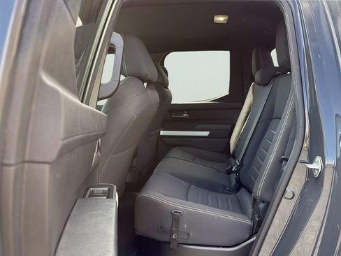 Used 2024 Toyota Tacoma TRD Off-Road AWD/4WD image 18