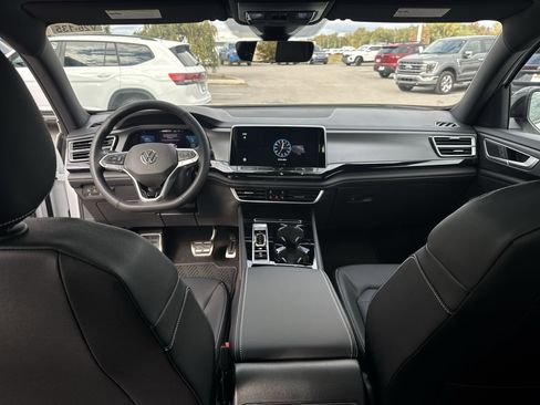 New 2026 Volkswagen Atlas Cross Sport SEL R-Line image 21