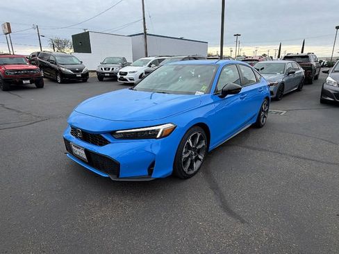 Used 2025 Honda Civic Sport Touring image 1