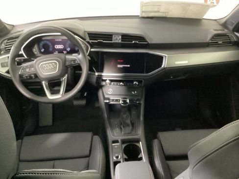 Used 2025 Audi Q3 2.0T Premium w/ Convenience Package image 12