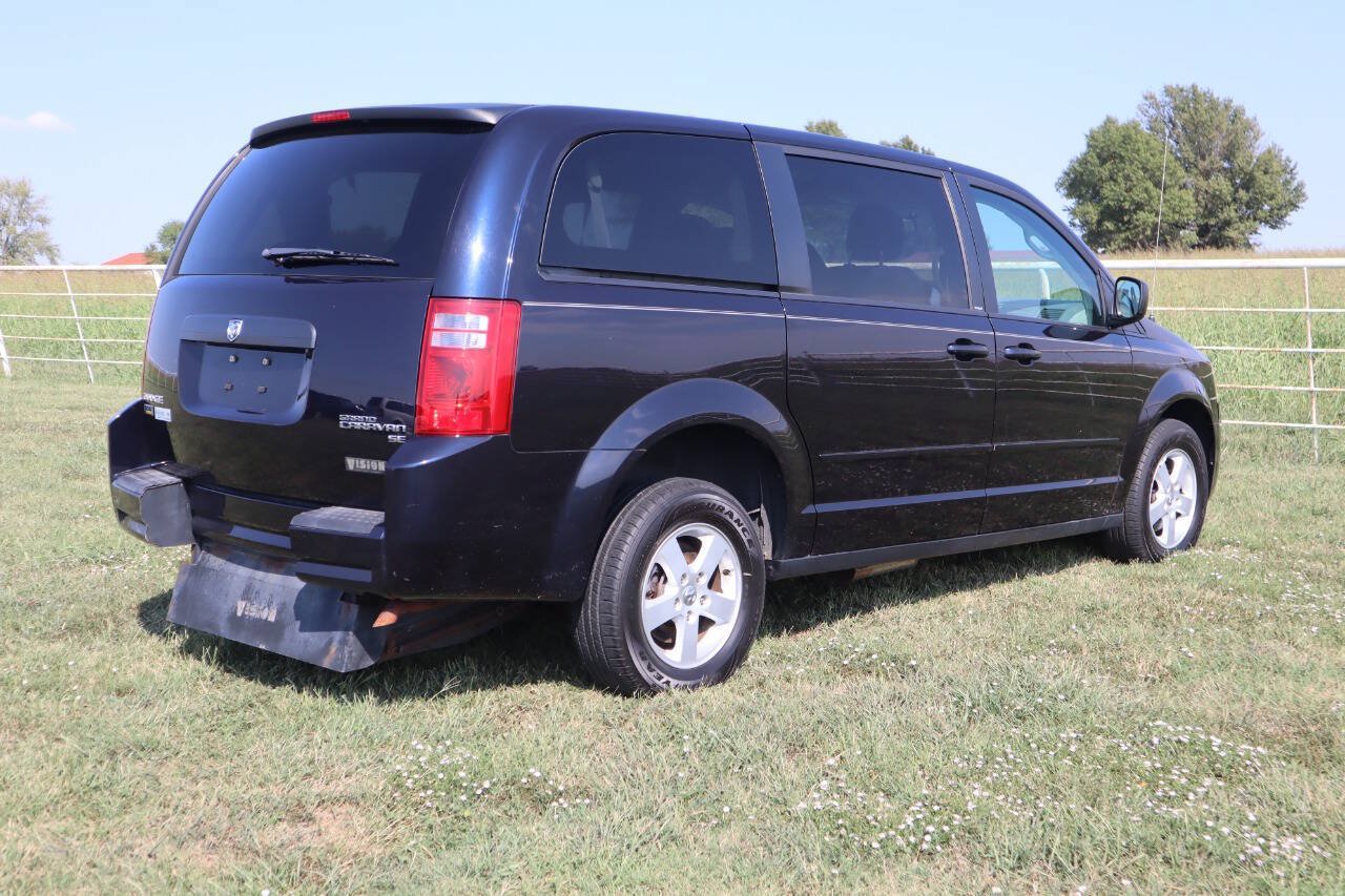 Used 2010 Dodge Grand Caravan SE FWD image 6
