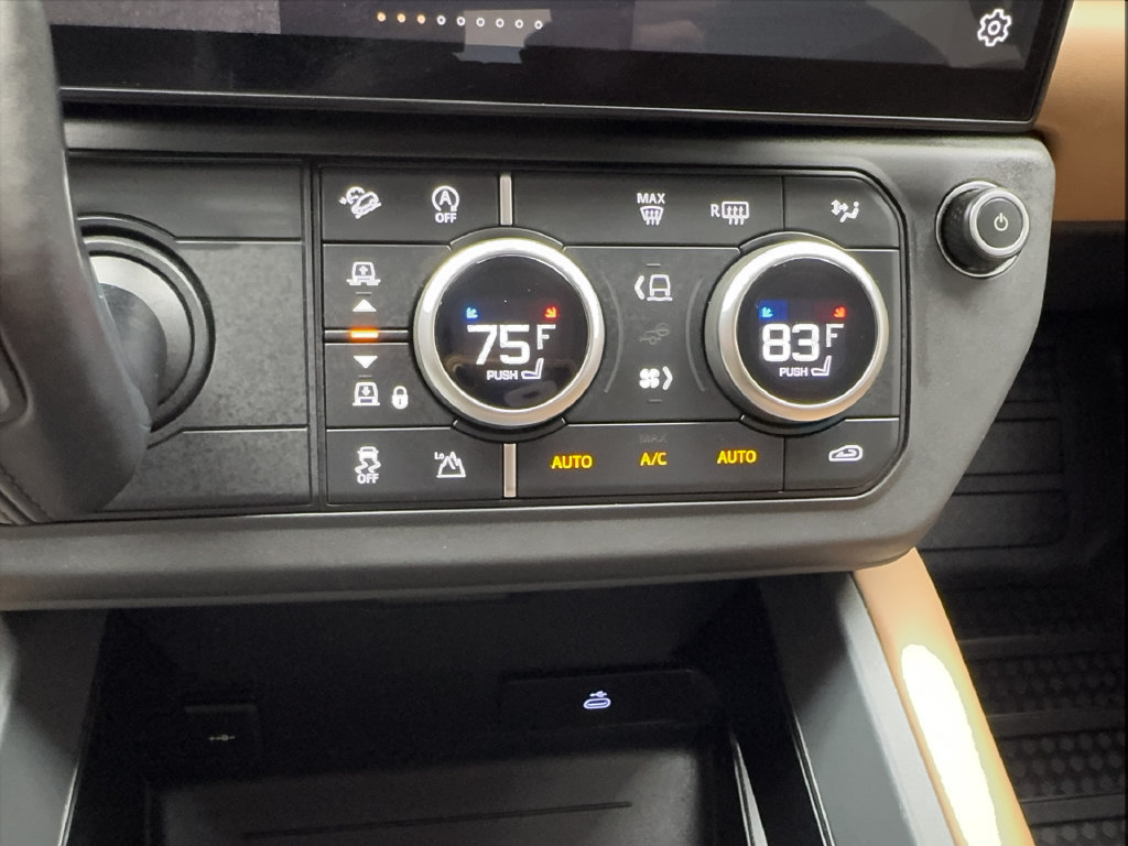 Used 2026 Land Rover Defender 110 S AWD/4WD image 48