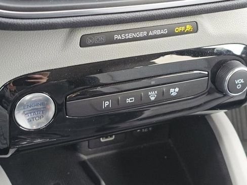 Certified 2025 Ford Escape PHEV w/ PHEV Premium Package image 25