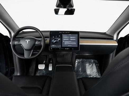 Used 2022 Tesla Model Y Performance image 30
