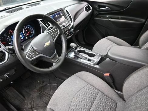 Used 2023 Chevrolet Equinox LT FWD image 18