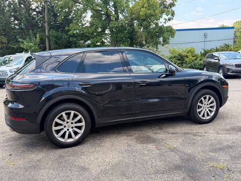 Used 2019 Porsche Cayenne AWD/4WD image 7