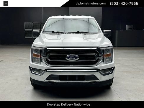 Used 2023 Ford F150 XLT w/ XTR Package image 11