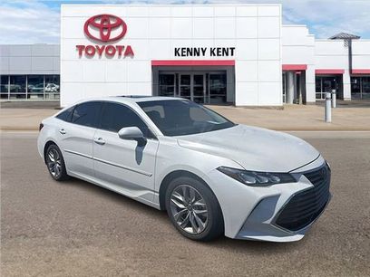 Certified 2022 Toyota Avalon XLE w/ Moonroof Package