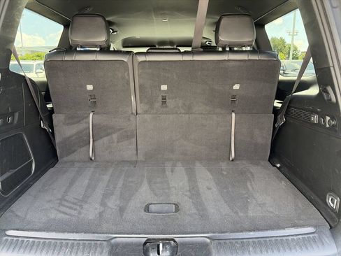 Used 2024 Jeep Wagoneer Series II w/ Flexible Seating Group RWD image 35