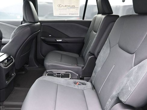 New 2026 Lexus TX 350 AWD image 21