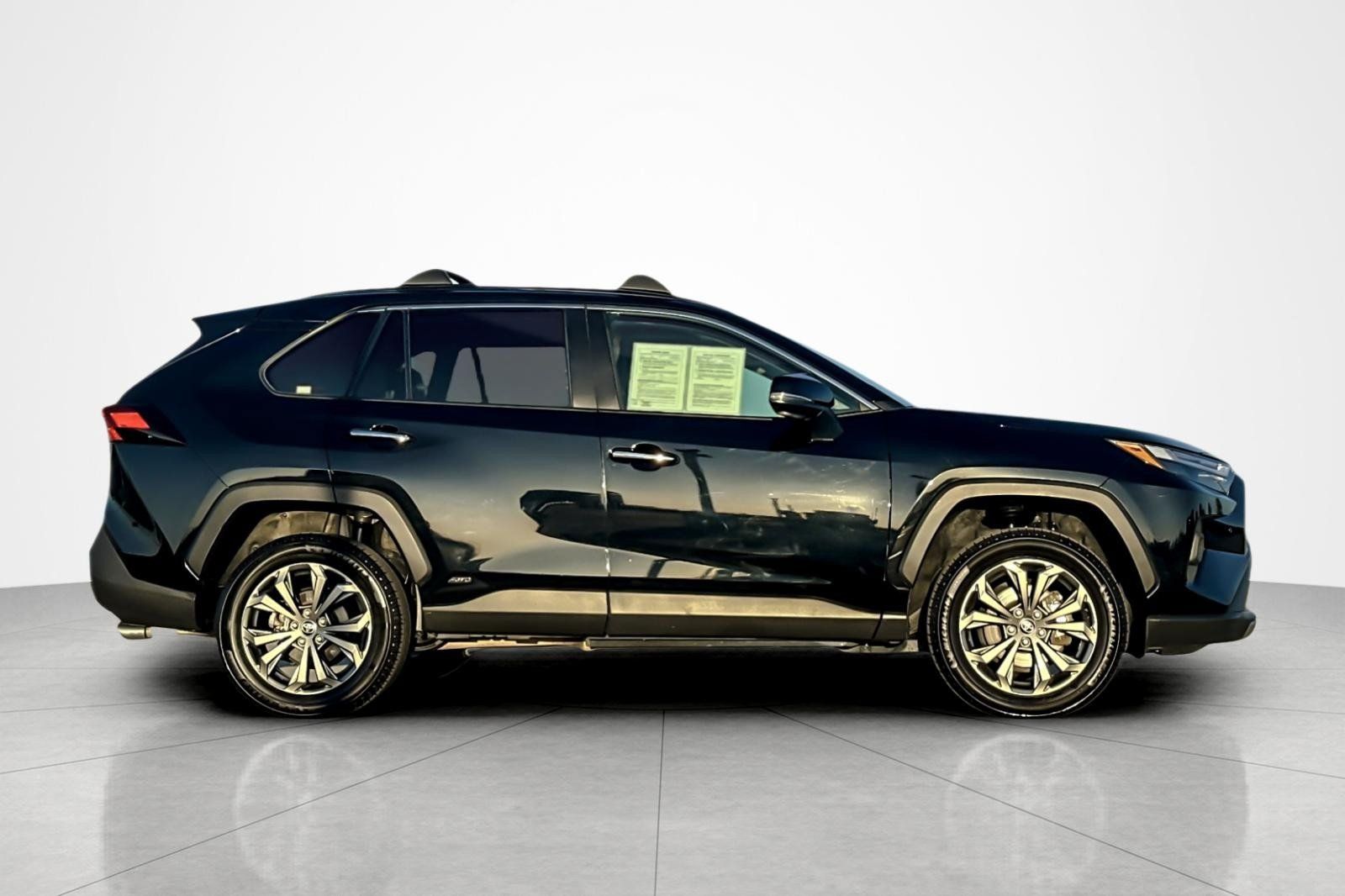 Certified 2023 Toyota RAV4 Limited AWD/4WD image 6