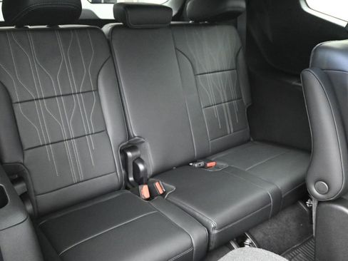 Used 2026 Buick Enclave Avenir w/ Super Cruise Package image 10