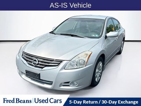 Used 2010 Nissan Altima 2.5 S FWD image 3