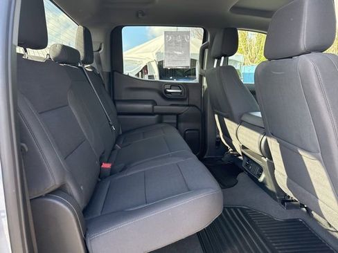 Used 2024 Chevrolet Silverado 1500 Custom Trail Boss w/ LPO, Dark Essentials Package image 15