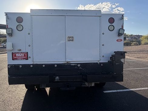 Used 2015 RAM 3500 Tradesman w/ Power & Remote Entry Group image 4