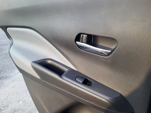 Used 2024 Nissan Kicks SR w/ SR Premium Package image 17