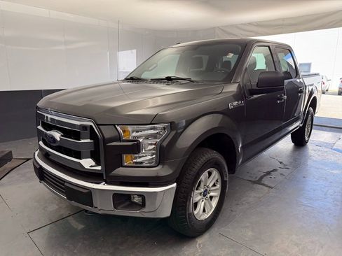 Used 2017 Ford F150 XLT image 9