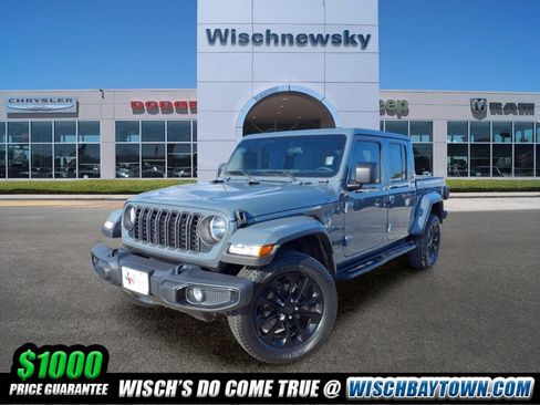 Used 2024 Jeep Gladiator Sport AWD/4WD image 1