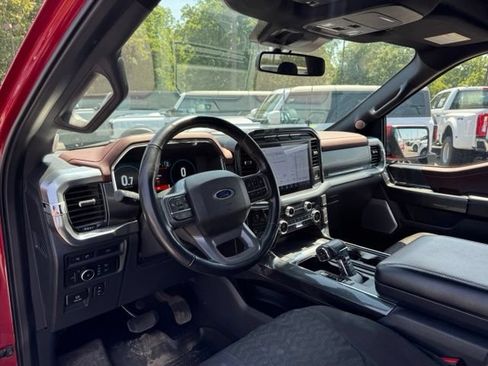 Used 2021 Ford F150 Lariat w/ Equipment Group 502A High AWD/4WD image 19