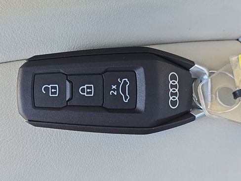 New 2025 Audi Q5 Premium Plus image 35