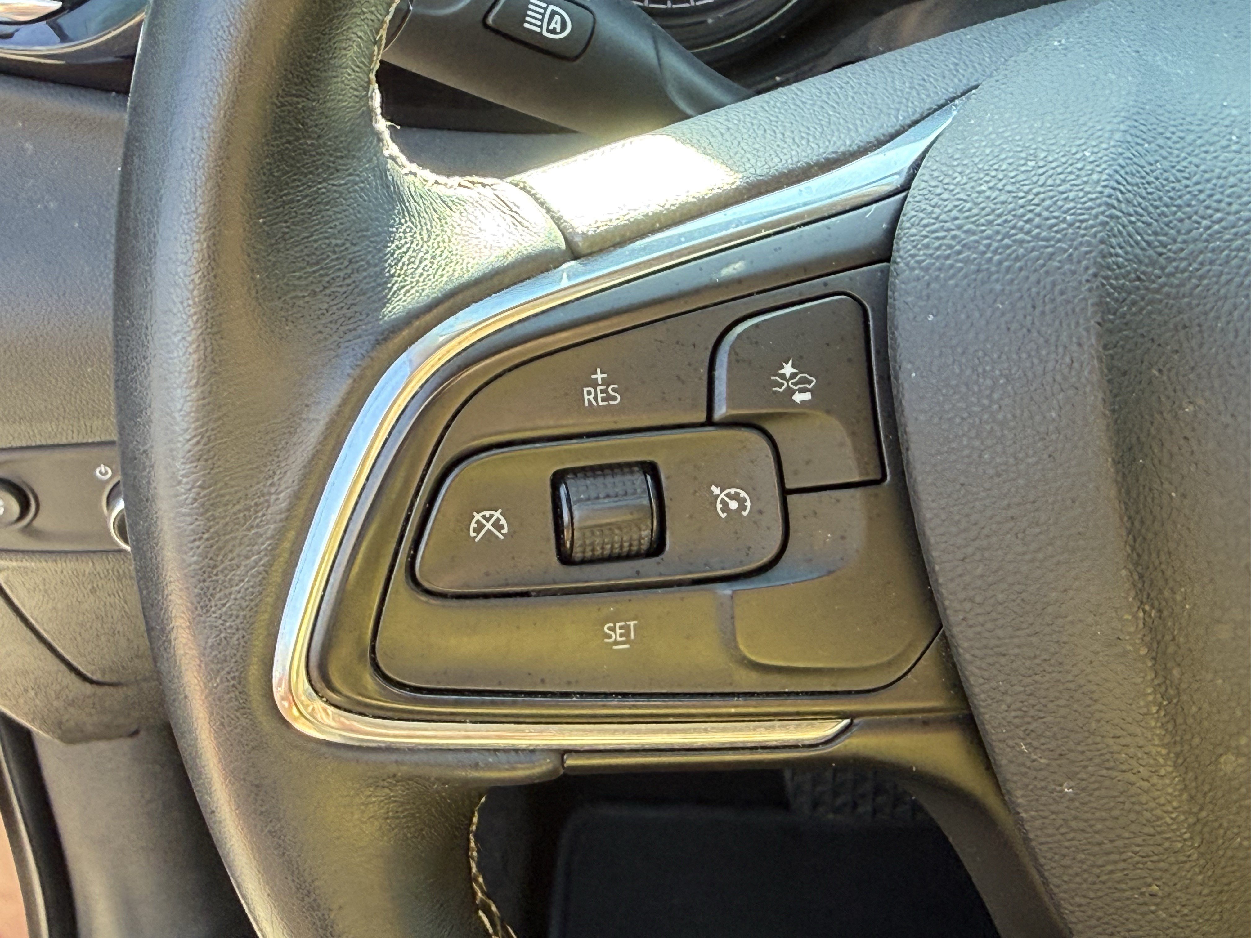 Used 2023 Buick Encore GX Preferred FWD image 16