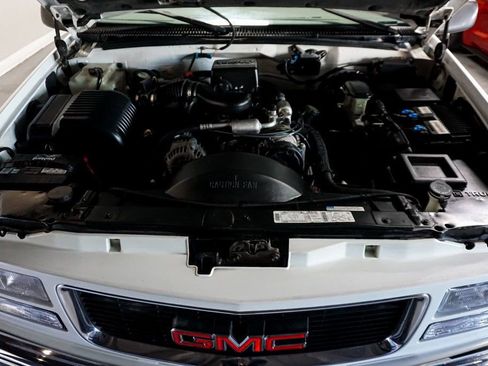 Used 1997 GMC Sierra 1500 4x4 Regular Cab w/ Marketing Option Pkg 3 image 15