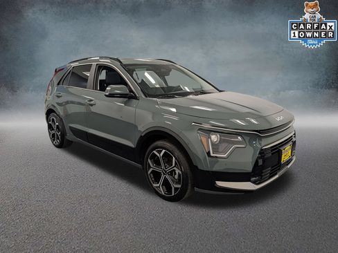 Certified 2025 Kia Niro EX Touring FWD image 3