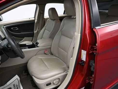 Used 2010 Ford Taurus SEL FWD image 11