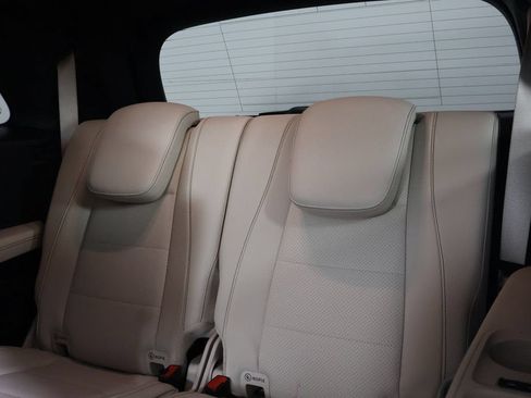 Certified 2024 Mercedes-Benz GLS 450 4MATIC w/ AMG Line Exterior image 12