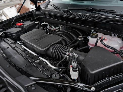 New 2026 Chevrolet Suburban High Country image 7